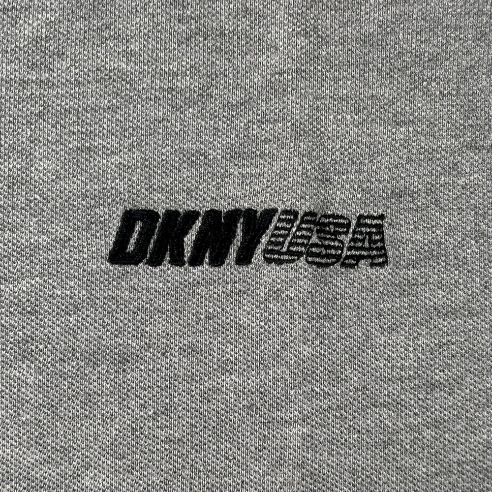 DKNY Polo Shirt Men's XL Grey Short Sleeve Tipped Collar Logo USA VTG NWT - Picture 3 of 12